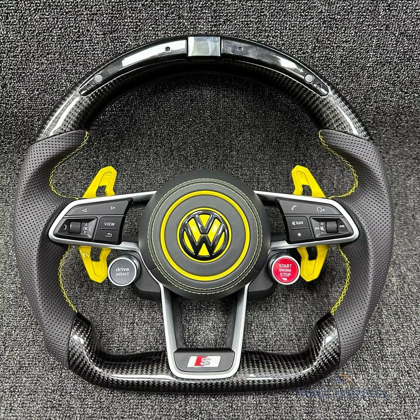 Volkswagen Karbon Ledli Direksiyon 